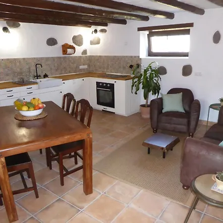 Guest house La Casa De Arriba, Private In Teror, Gran Canaria