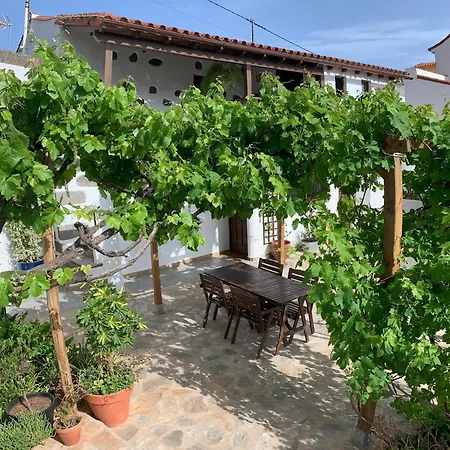La Casa De Arriba, Private In Teror, Gran Canaria Guest house Teror