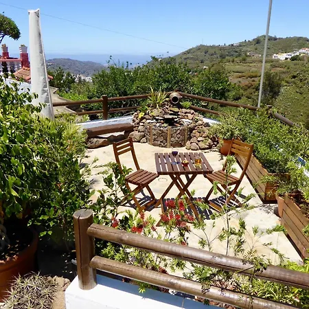 La Casa De Arriba, Private In Teror, Gran Canaria 特罗尔