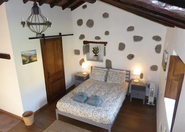 La Casa De Arriba, Private In Teror, Gran Canaria